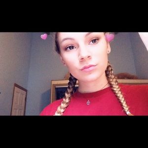 Meet your Posher, Elisabeth